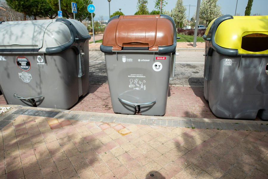 El Ayuntamiento de Boadilla del Monte instala 10 contenedores nuevos para residuos orgánicos en el municipio