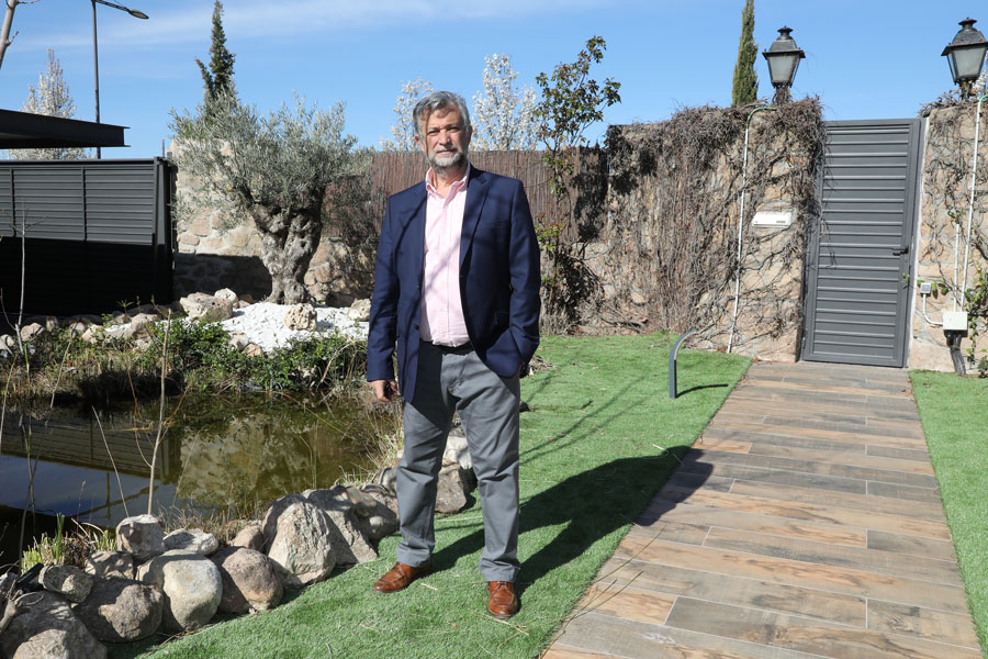 Juan Llopis presenta su tercera novela en Boadilla del Monte
