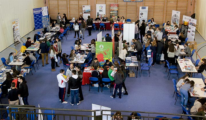 Jornadas de orientación universitaria en el Eurocolegio Casvi.