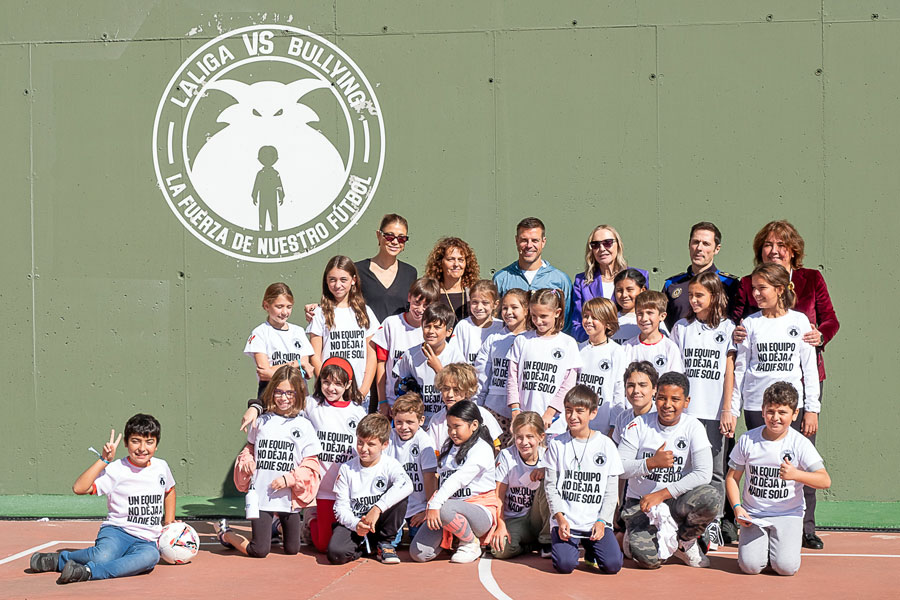 Presentación esta mañana en el CEIP García Lorca, en Boadilla del Monte, de la campaña 'LaLiga vs Bullying' de concienciación contra el acoso escolar