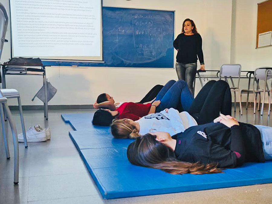 Colegio Quercus: talleres para los alumnos de 2º de Bachillerato para gestionar la ansiedad de los exámenes Colegio Quercus: talleres para los alumnos de 2º de Bachillerato para gestionar la ansiedad de los exámenes