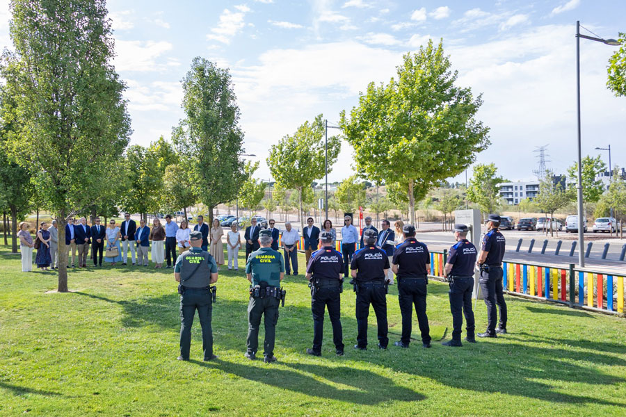 Homenaje en Boadilla del Monte a Miguel Ángel Blanco en el 29º aniversario de su asesinato a manos de ETA. Homenaje en Boadilla del Monte a Miguel Ángel Blanco en el 29º aniversario de su asesinato a manos de ETA.