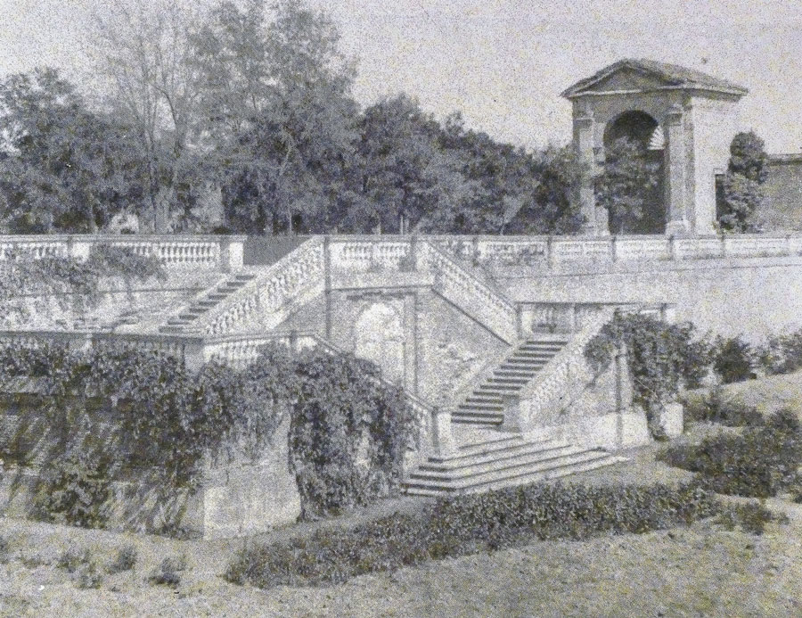 El jardín del palacio en 1930 El jardín del palacio en 1930