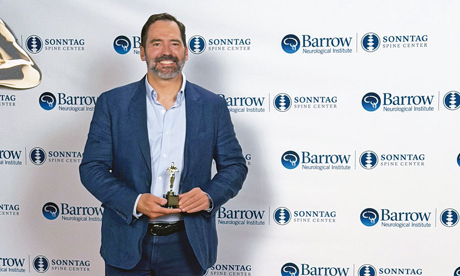 Avelino Parajón, vecino de Boadilla, referente mundial en cirugía de columna Avelino Parajón, vecino de Boadilla, referente mundial en cirugía de columna