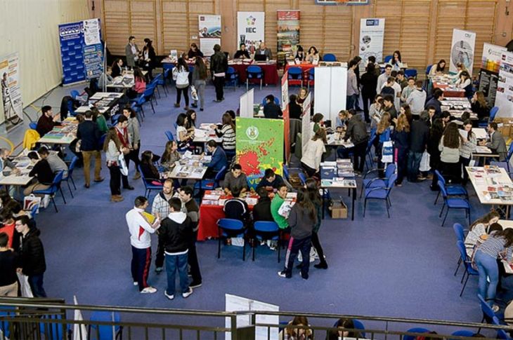 Jornadas de orientación universitaria en el Eurocolegio Casvi.